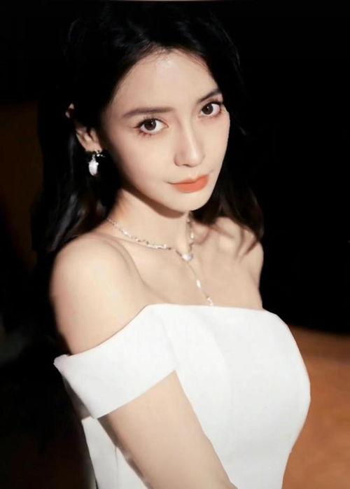 文咏珊爆料杨颖烟瘾大的视频,视频曝光惊人细节 第3张 文咏珊爆料杨颖烟瘾大的视频,视频曝光惊人细节 第3张